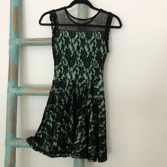Cheryl Creations Lace and Mesh Skater Dress - Picture 1 of 12